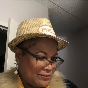 Meet your Posher, Brenda